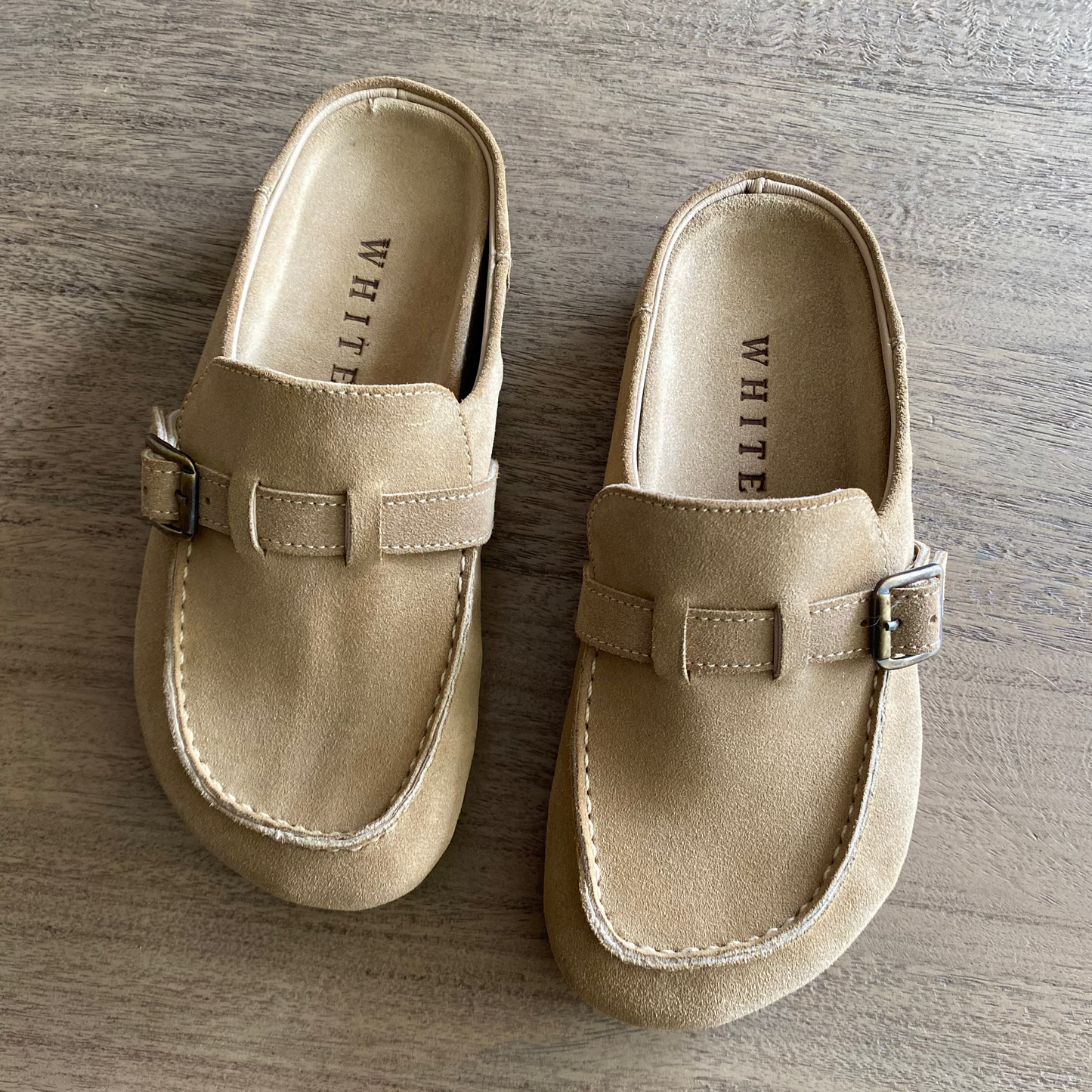 Zuecos Olivia en cuero - gold beige
